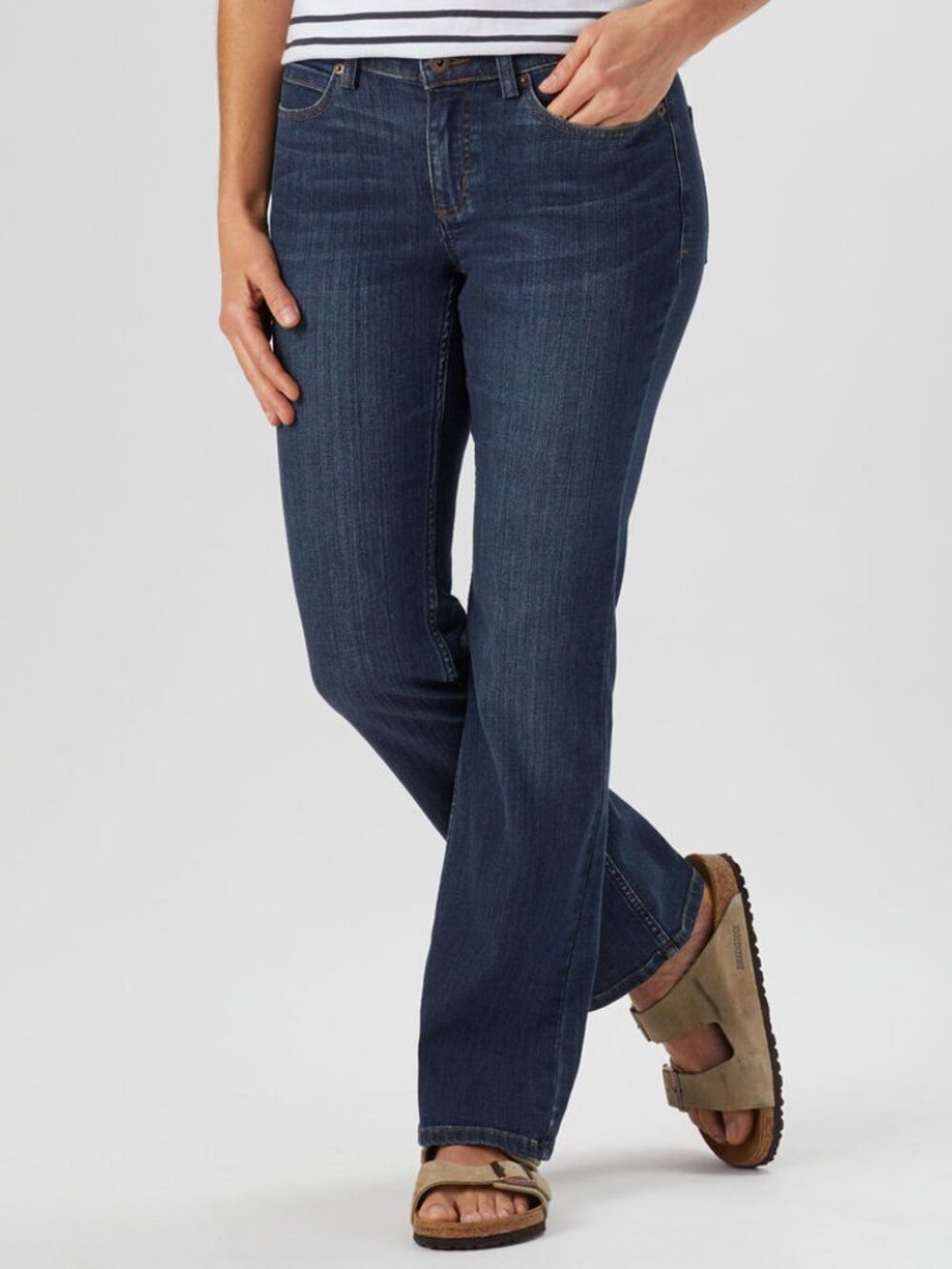 Duluth Trading Co women's size 10 Daily Denim bootcut stretch flex denim jeans
